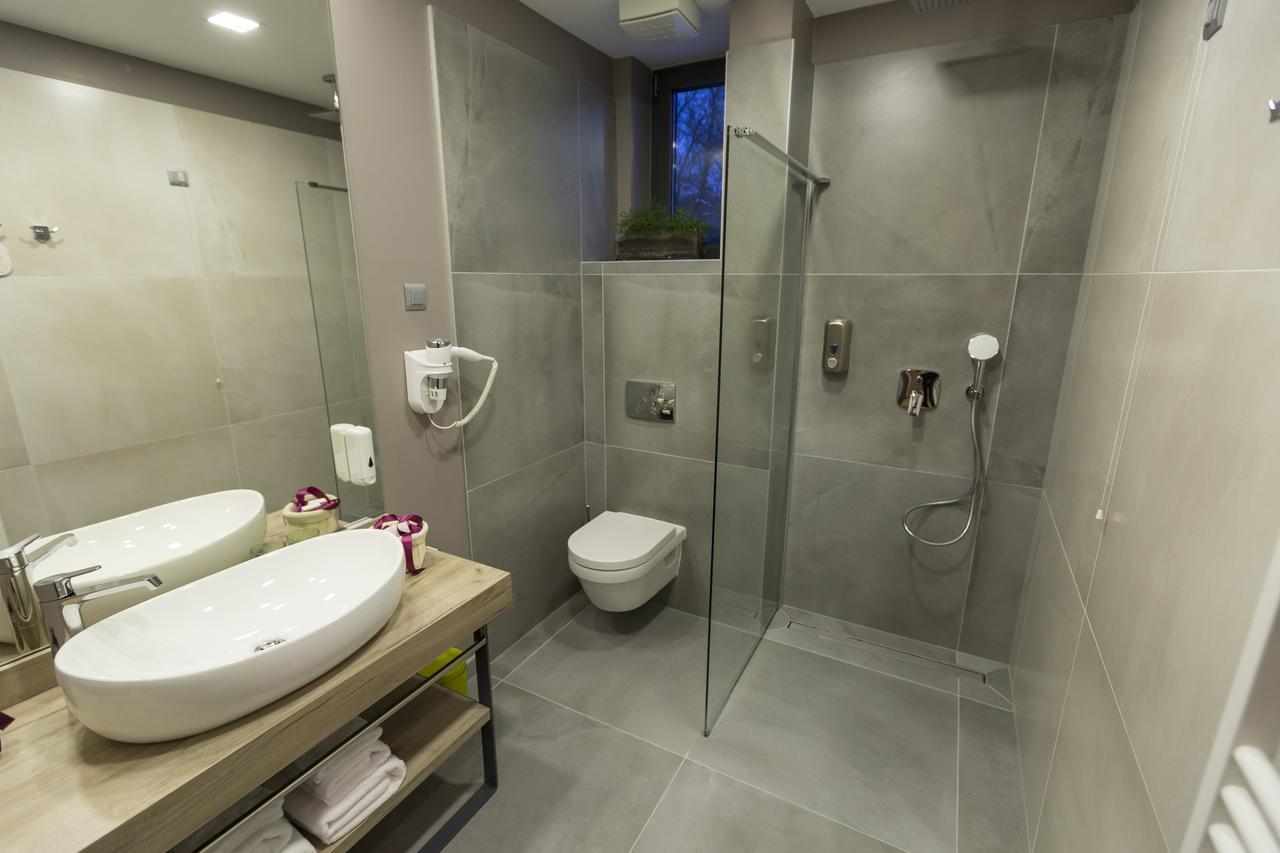 Hotel Castellum Čakovec エクステリア 写真