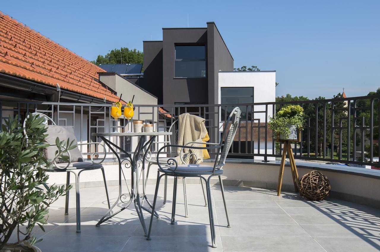 Hotel Castellum Čakovec エクステリア 写真