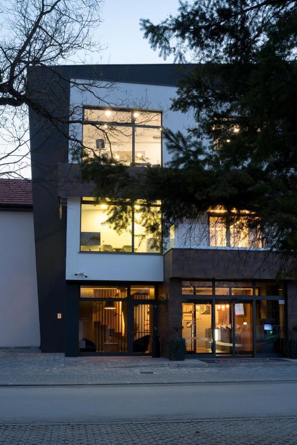 Hotel Castellum Čakovec エクステリア 写真