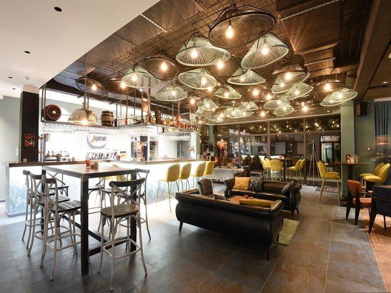 Hotel Castellum Čakovec エクステリア 写真